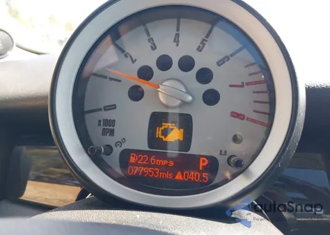 2010 Mini Cooper S z USA, uszkodzony, nr VIN WMWMF7C55ATZ71881